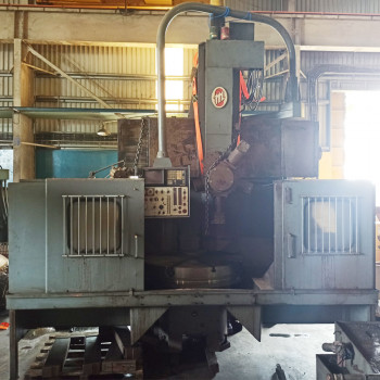 Máy tiện CNC OM TM2-10N (1986)